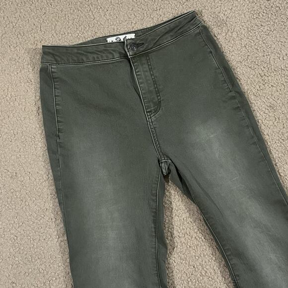 Free People Just Float On Flare Jeans Army Green Size 26 - Picture 2 of 10